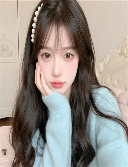 幕后花絮：芸汐：毒谷新娘导演手法解析：艺术风格与技术特点分析