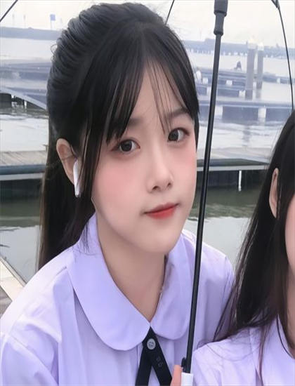 穿过180度经纬线的拥抱结局处理：收尾方式与主题升华